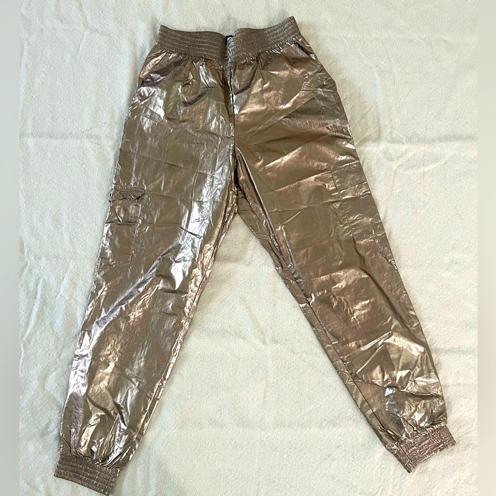 SOLD!!! VICTORIA'S SECRET SPORT METALLIC PANTS XS GOLD NYLON LIGHTWEIGHT JOGGER